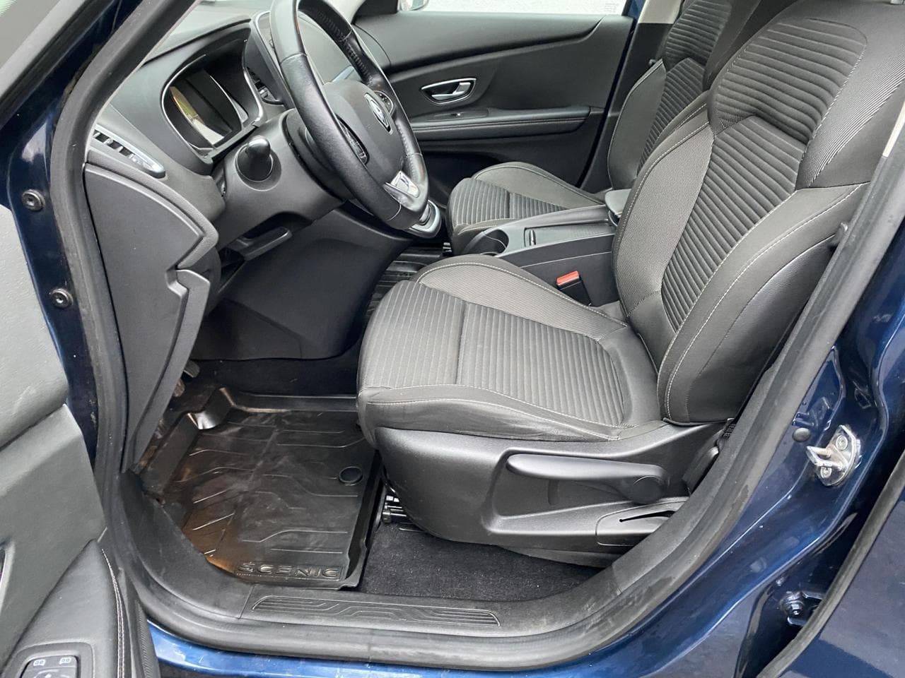 2017 Renault Scenic - 9