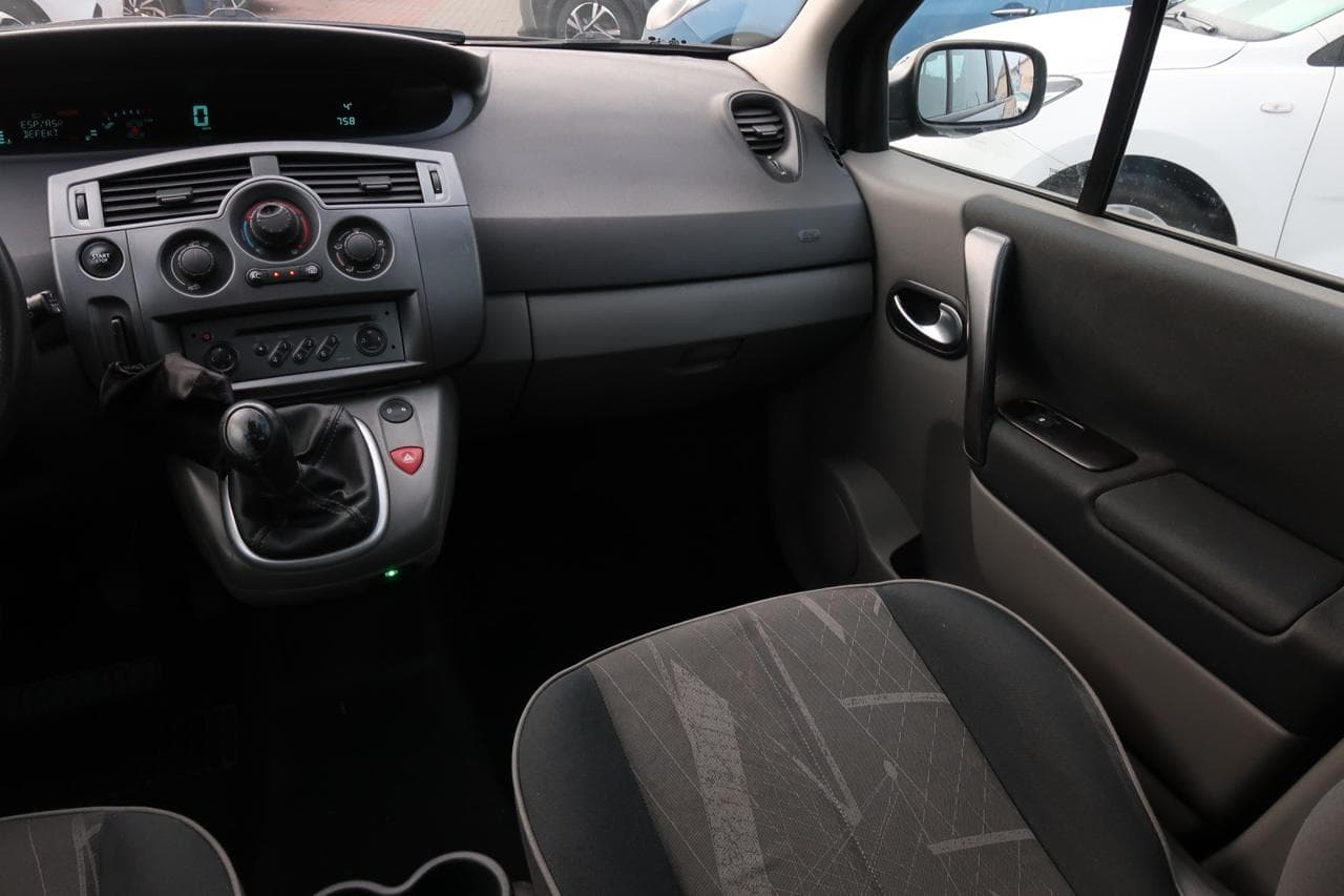 2003 Renault Scenic - 11