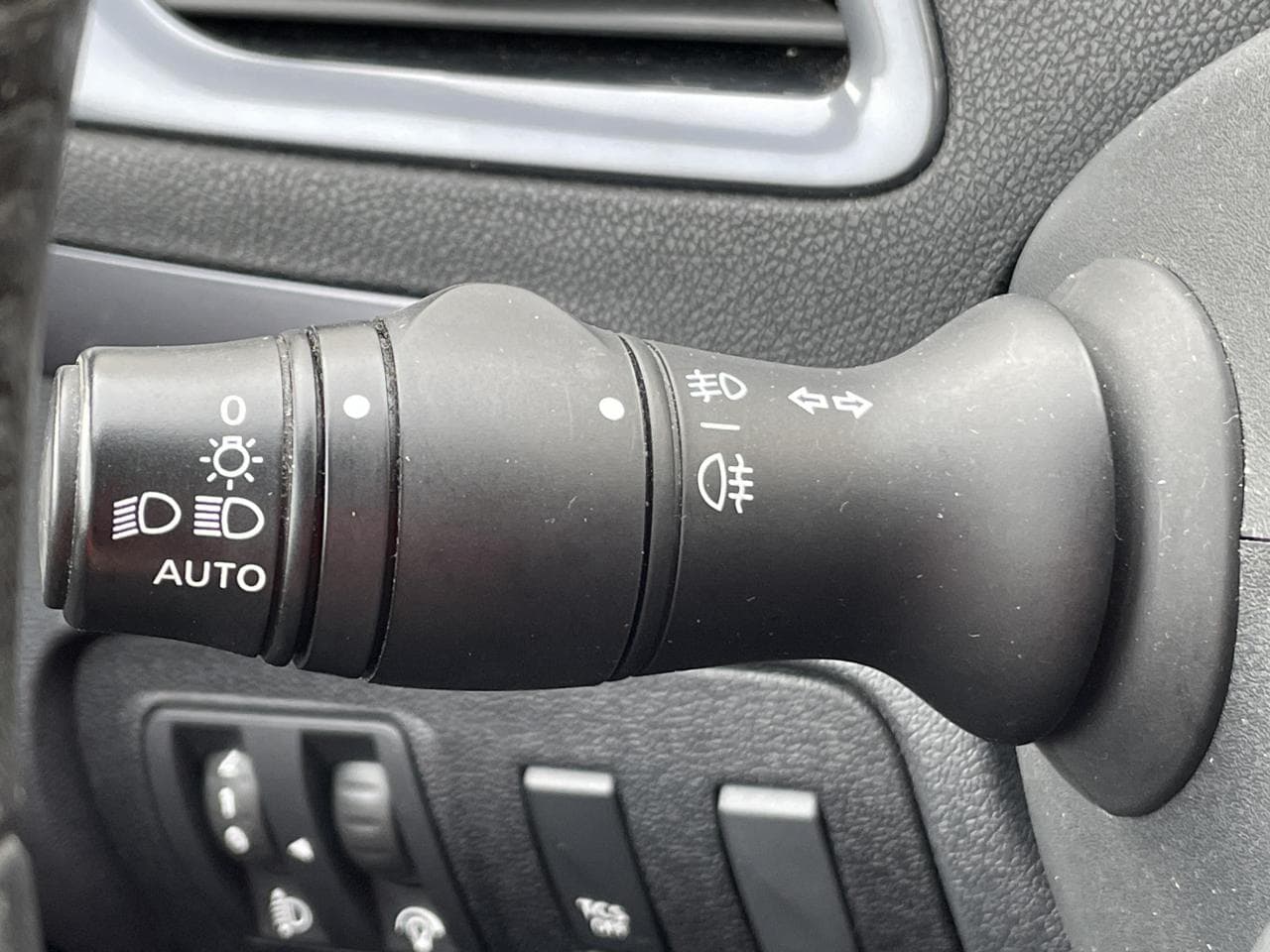 2016 Renault Scenic - 19