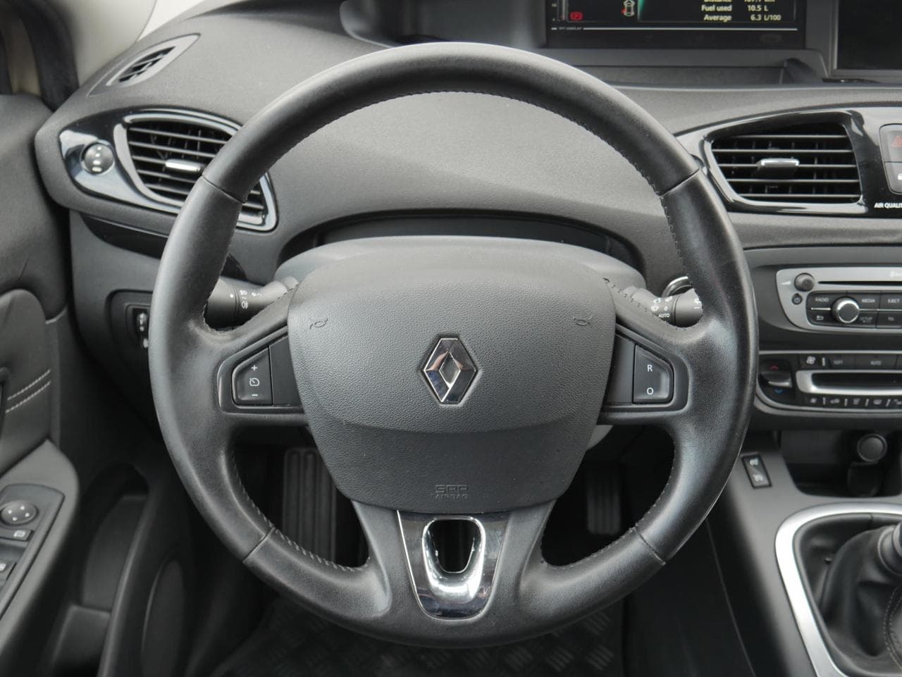 2013 Renault Scenic - 11
