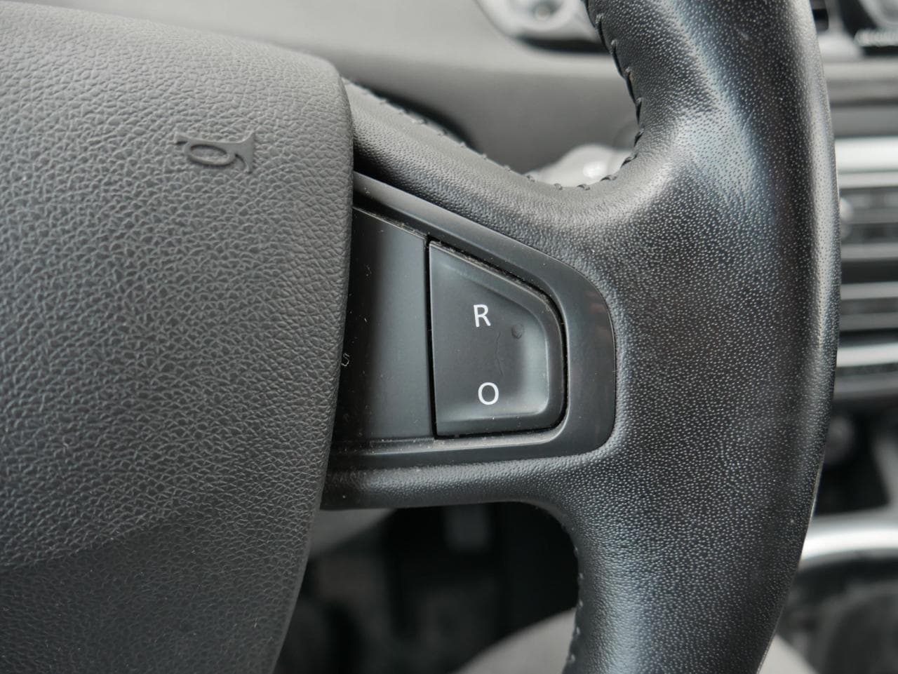 2013 Renault Scenic - 13