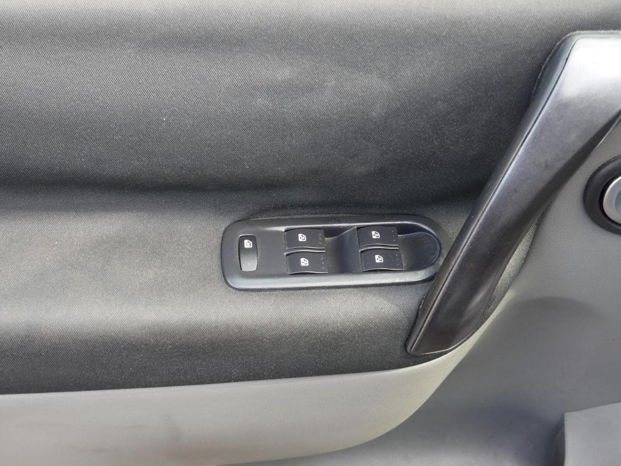 2005 Renault Scenic - 13