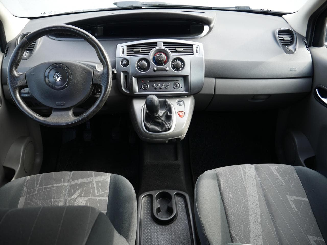 2005 Renault Scenic - 8