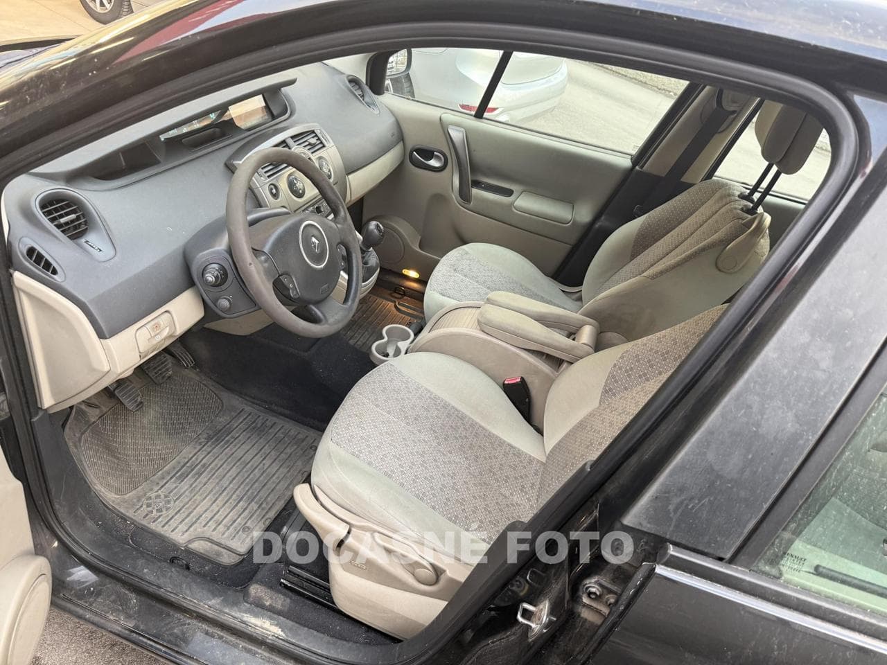 2008 Renault SCENIC - 3