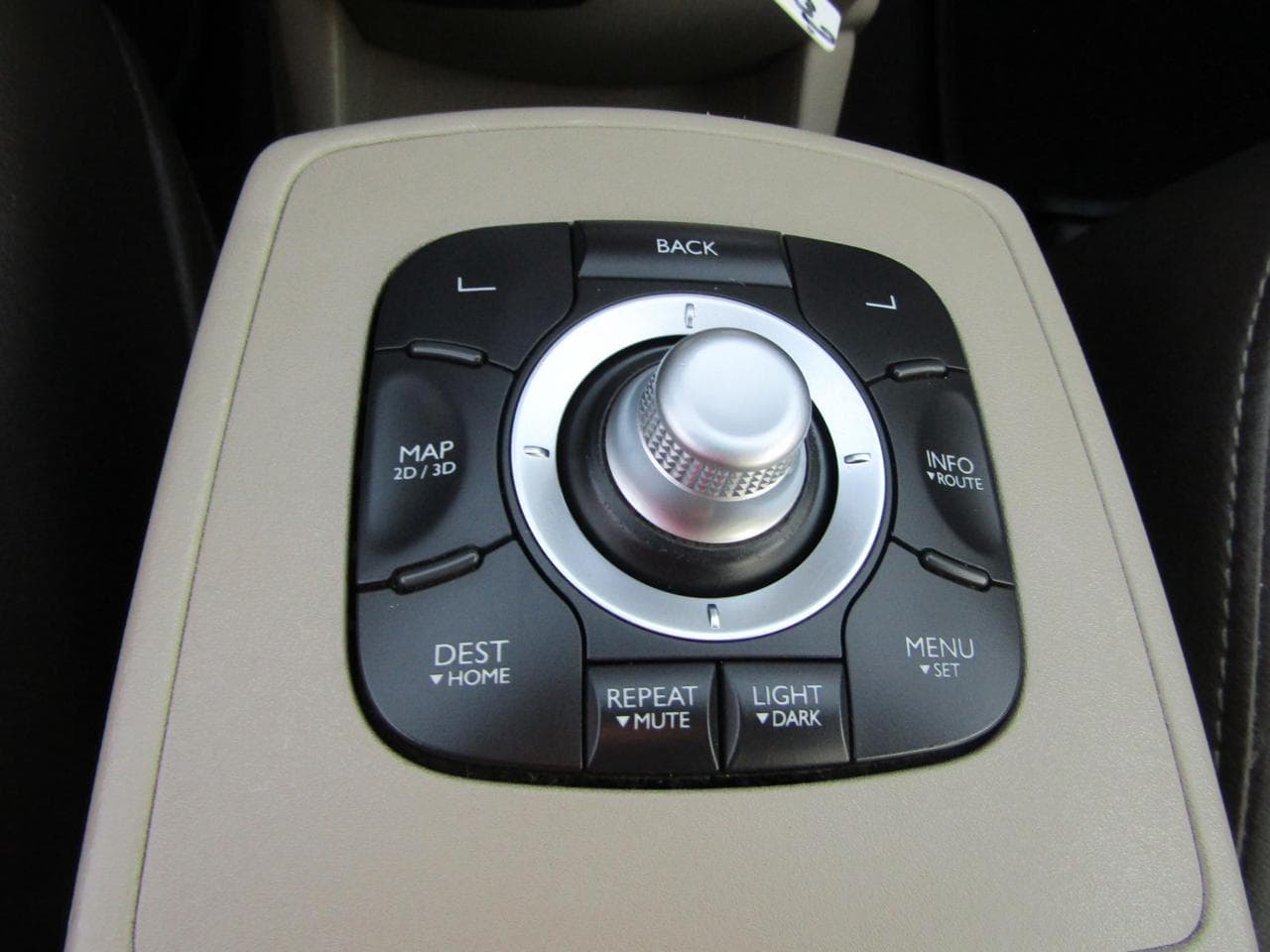 2010 Renault Scenic - 31