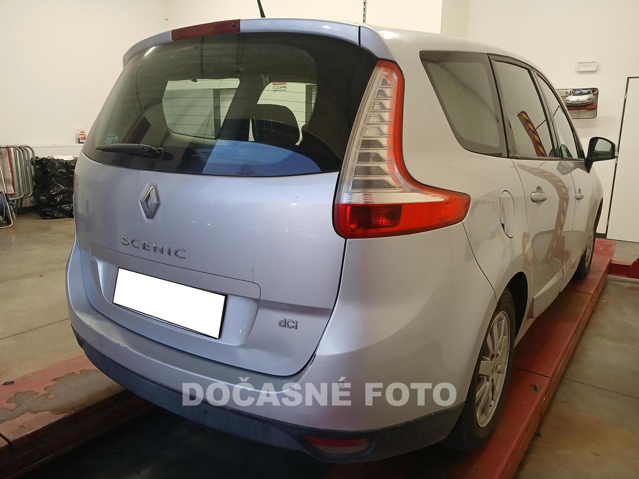 2010 Renault Scenic - 3