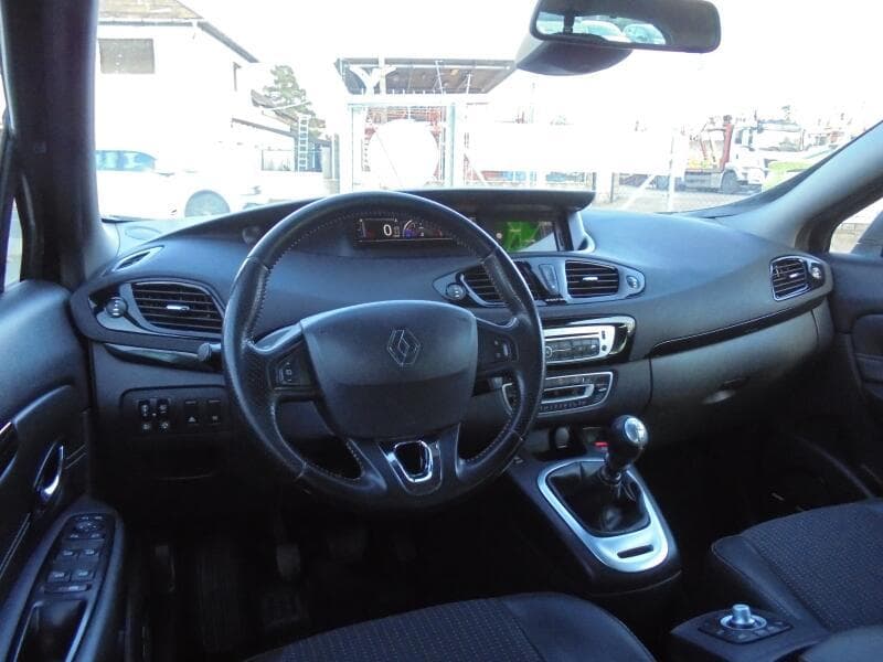 2013 Renault SCENIC - 8