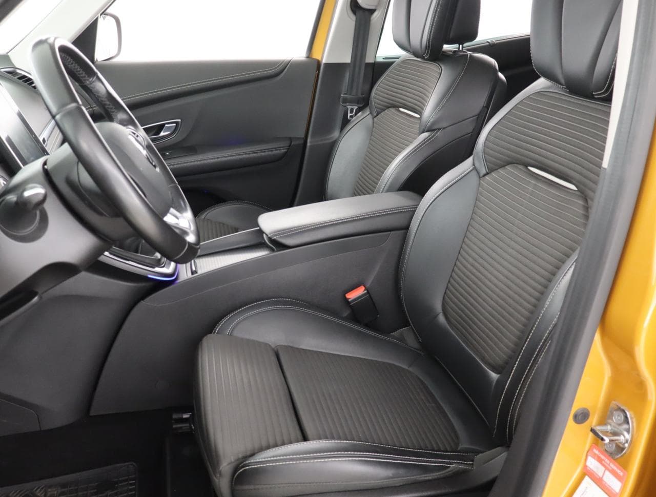 2017 Renault SCENIC - 16