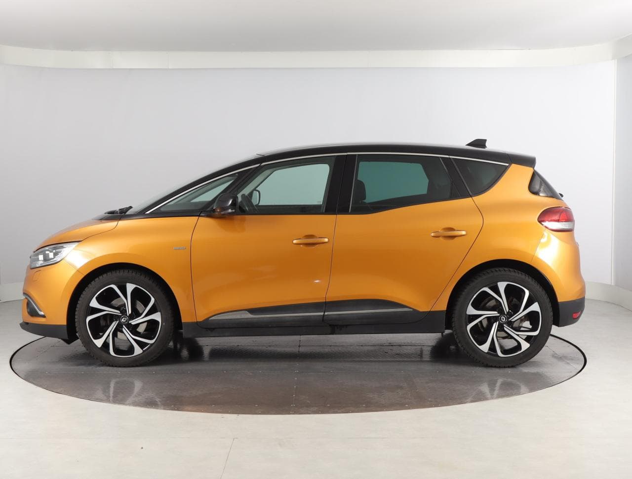 2017 Renault SCENIC - 4