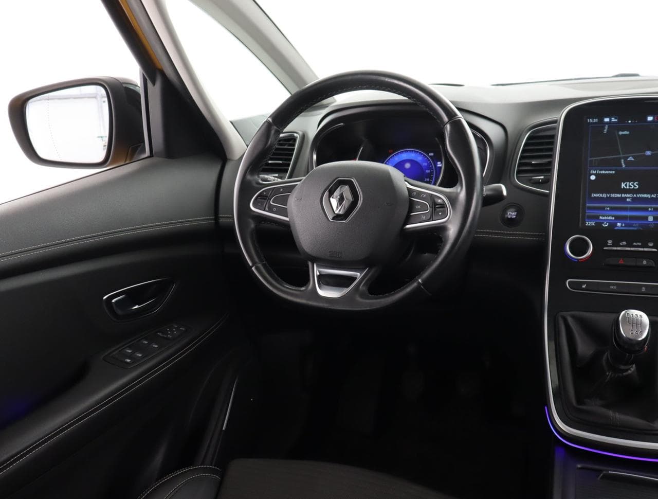 2017 Renault SCENIC - 9