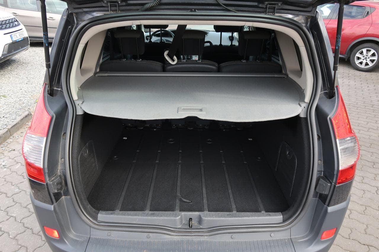 2009 Renault SCENIC - 31