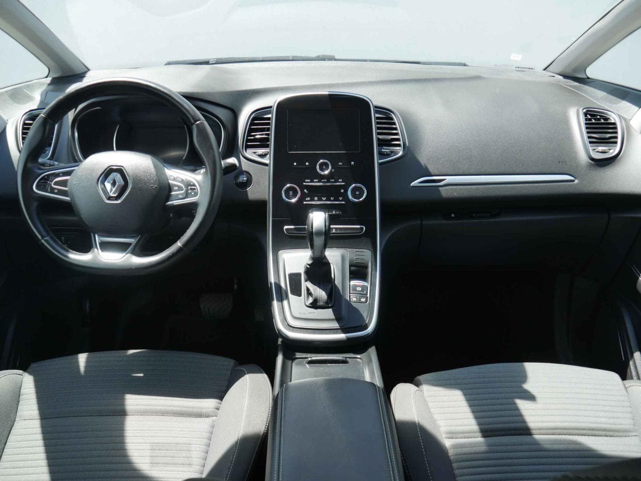 2019 Renault SCENIC - 12