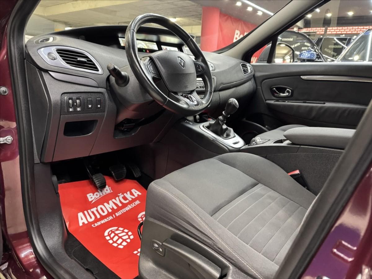 2015 Renault SCENIC - 15