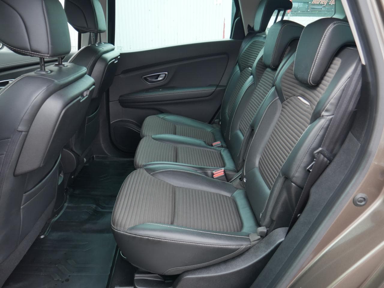 2019 Renault SCENIC - 10
