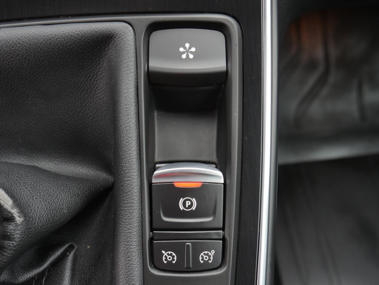 2019 Renault SCENIC - 16