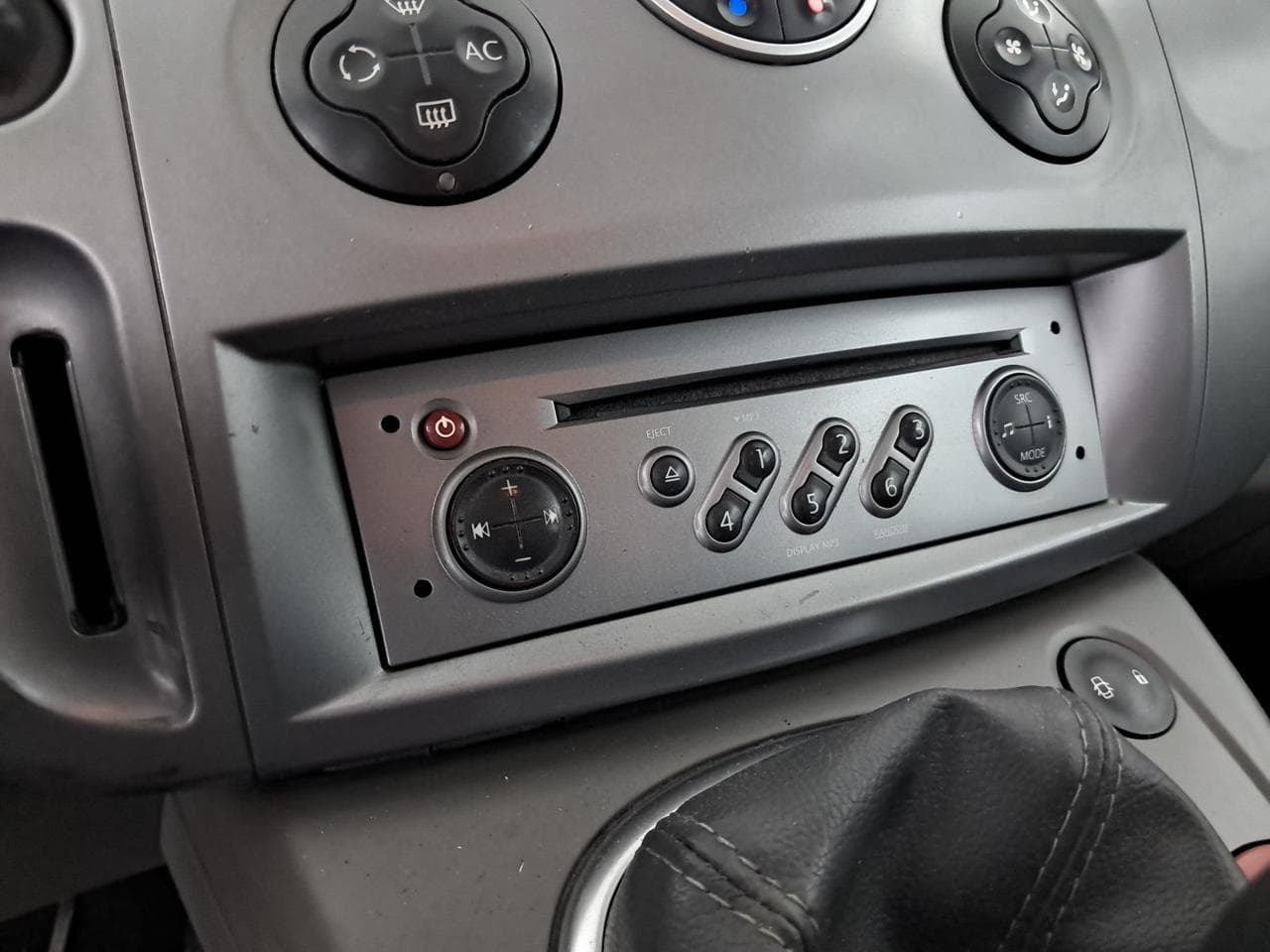 2008 Renault SCENIC - 37