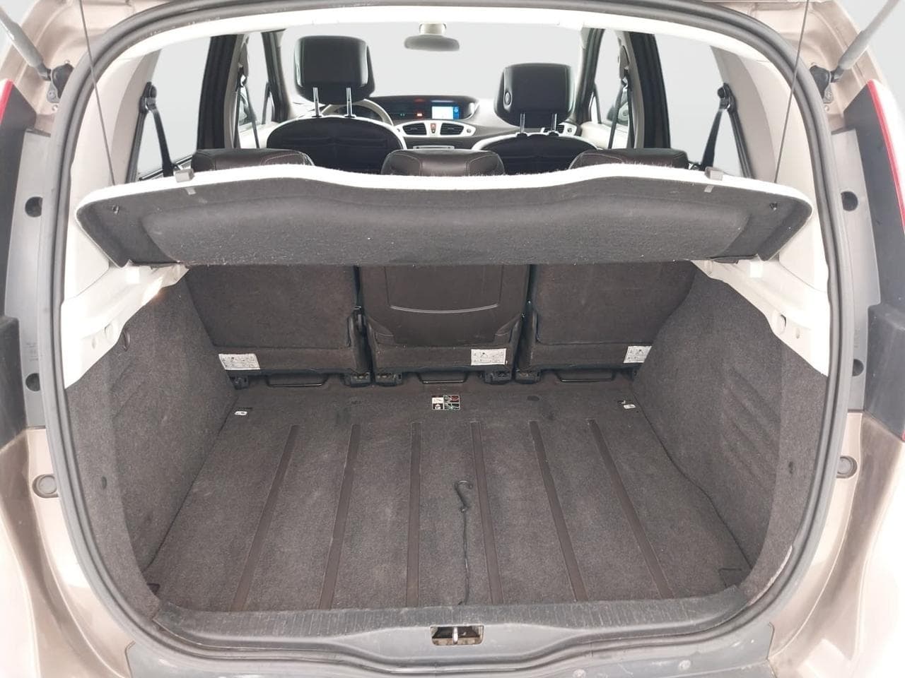 2009 Renault SCENIC - 20