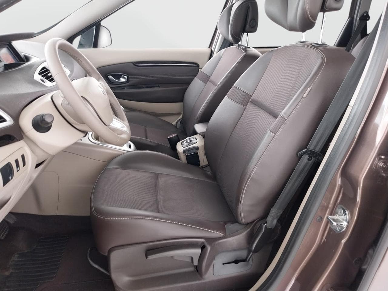 2009 Renault SCENIC - 16