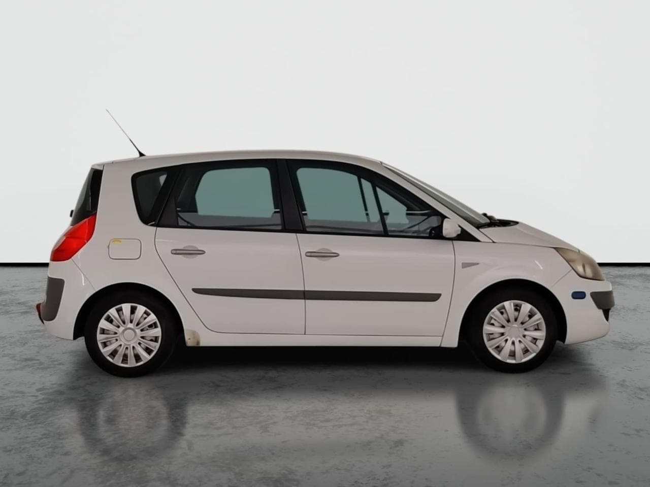 2008 Renault SCENIC - 8