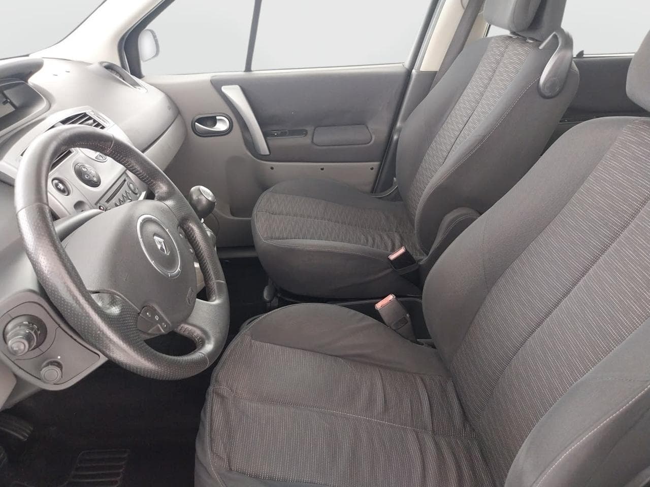 2008 Renault SCENIC - 16