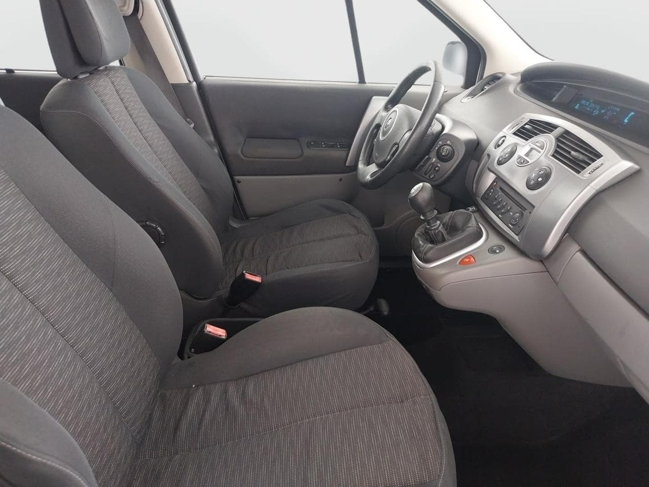 2008 Renault SCENIC - 12