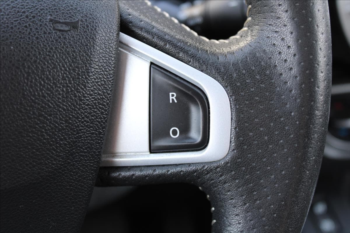2012 Renault SCENIC - 17