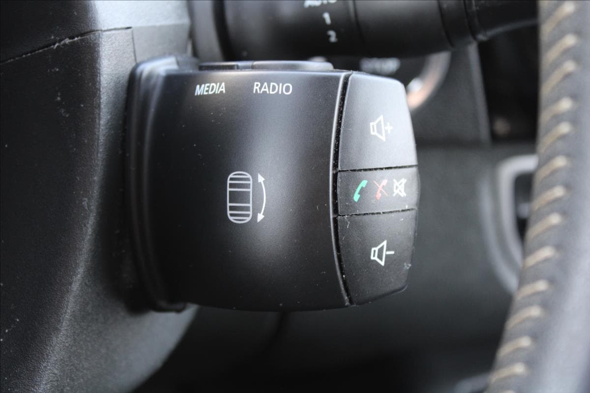 2012 Renault SCENIC - 18