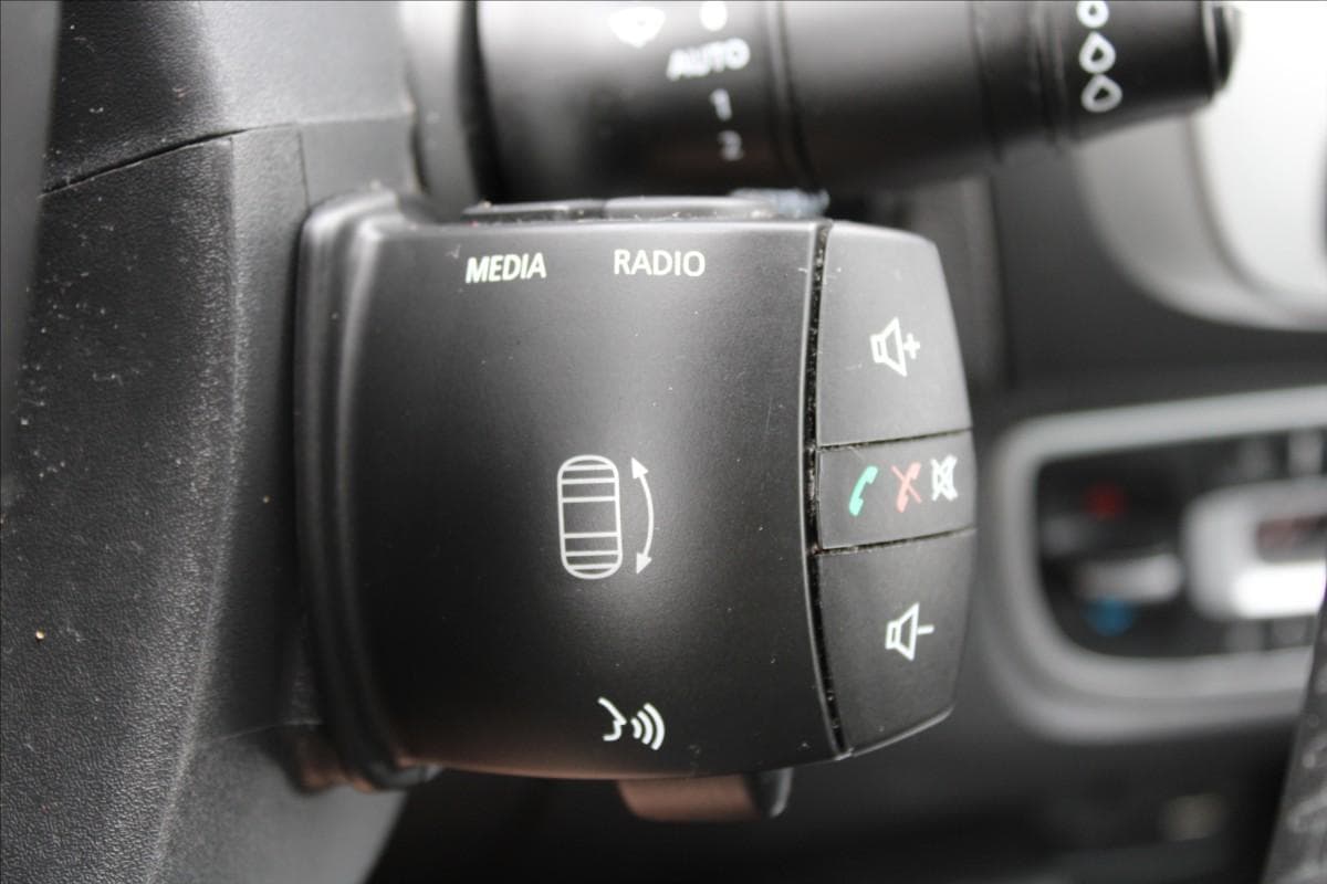2016 Renault SCENIC - 17