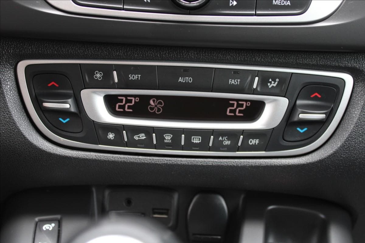 2016 Renault SCENIC - 14