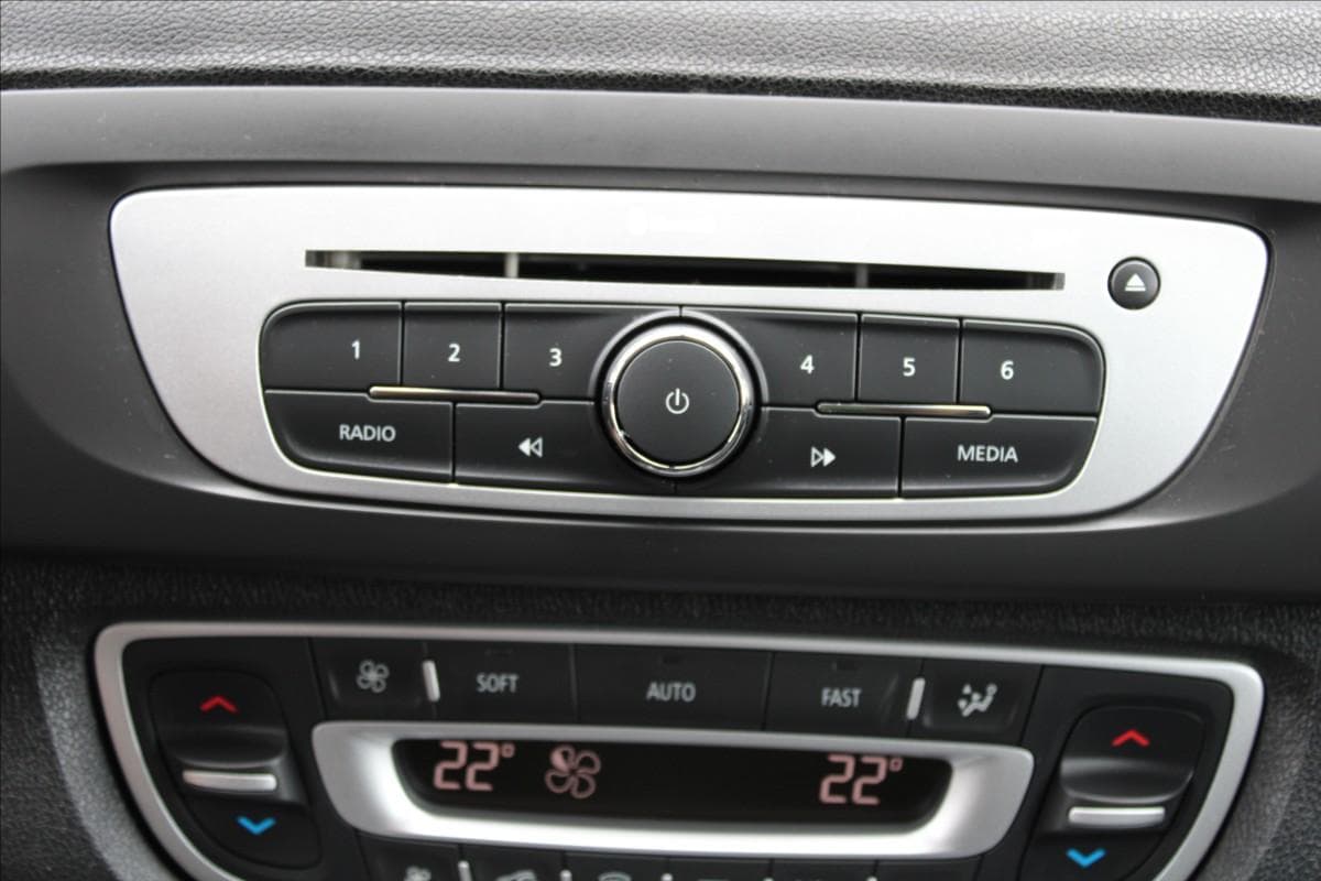 2016 Renault SCENIC - 13