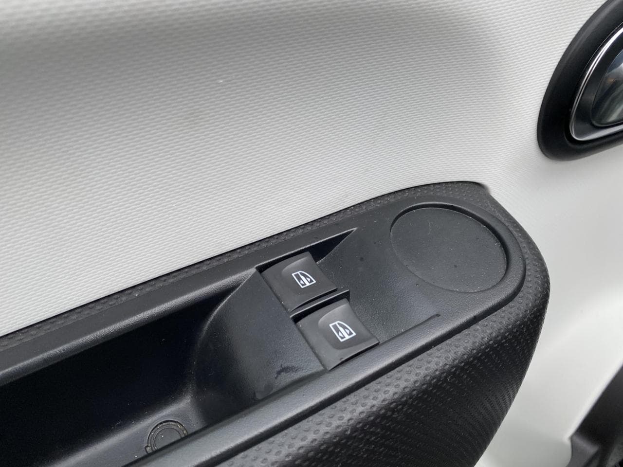 2019 Renault TWINGO - 13