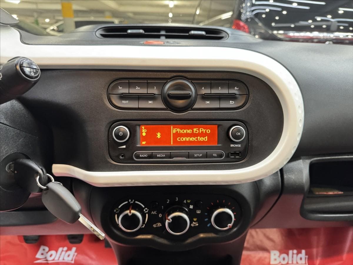 2015 Renault TWINGO - 18