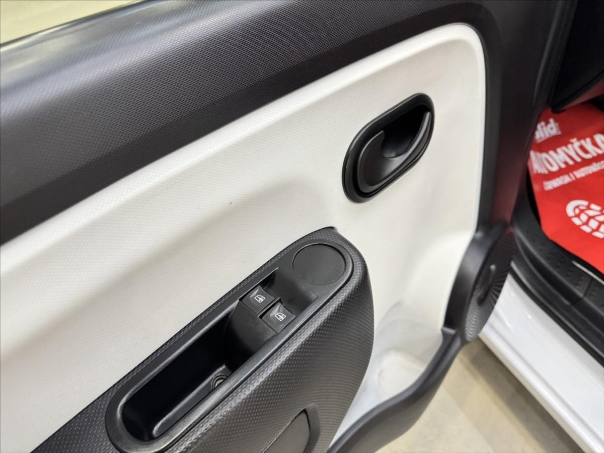 2015 Renault TWINGO - 14