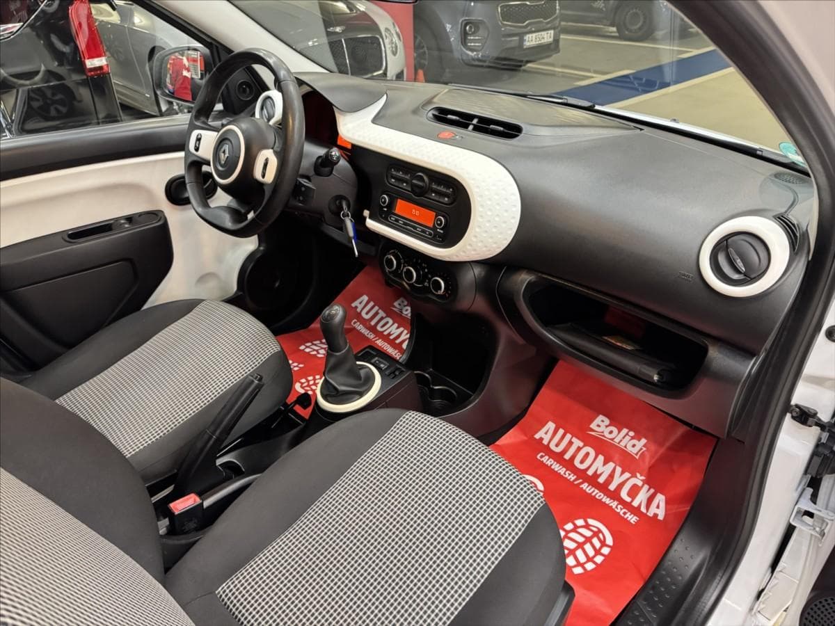 2015 Renault TWINGO - 12