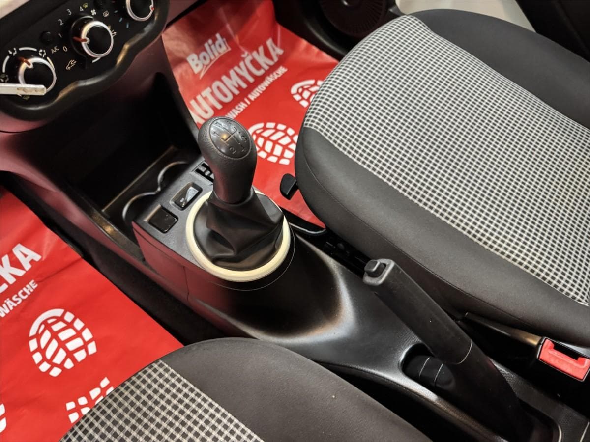 2015 Renault TWINGO - 20