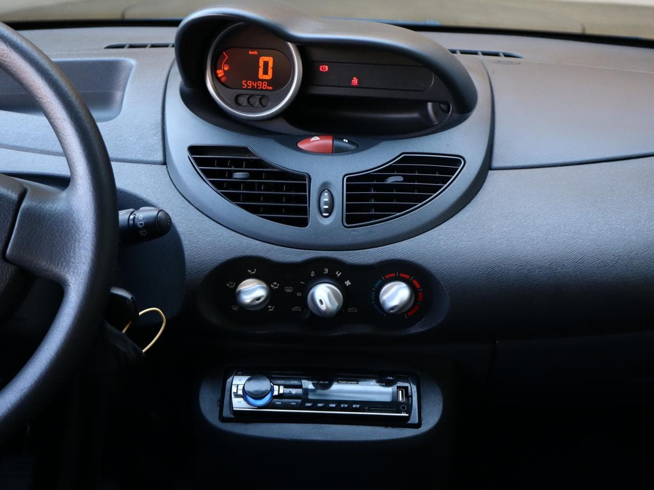 2011 Renault TWINGO - 26
