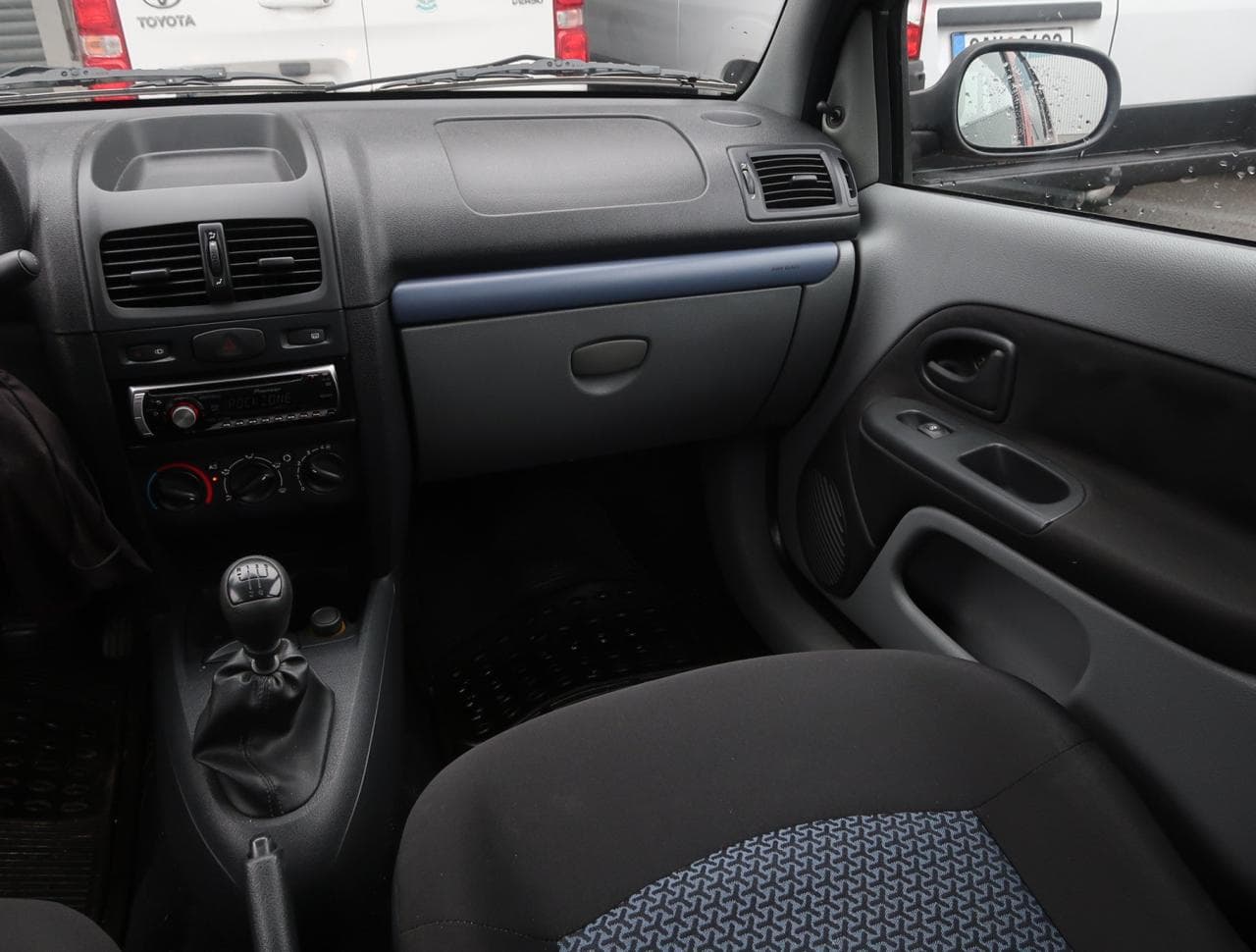 2007 Renault Thalia - 11