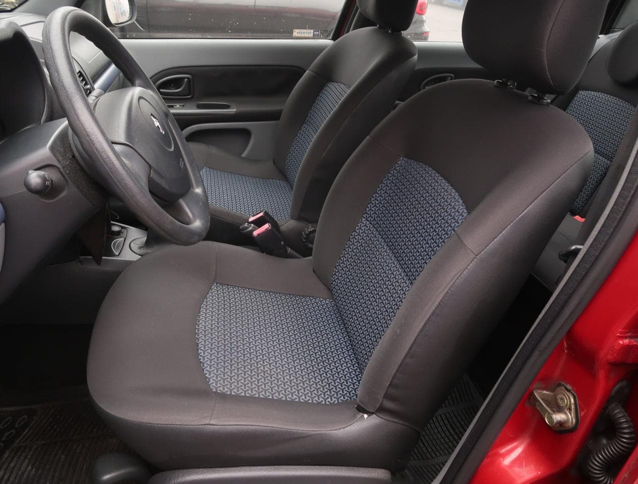 2007 Renault Thalia - 16