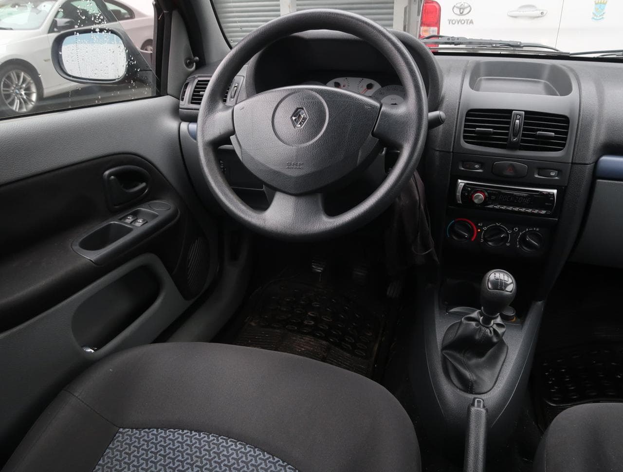 2007 Renault Thalia - 9