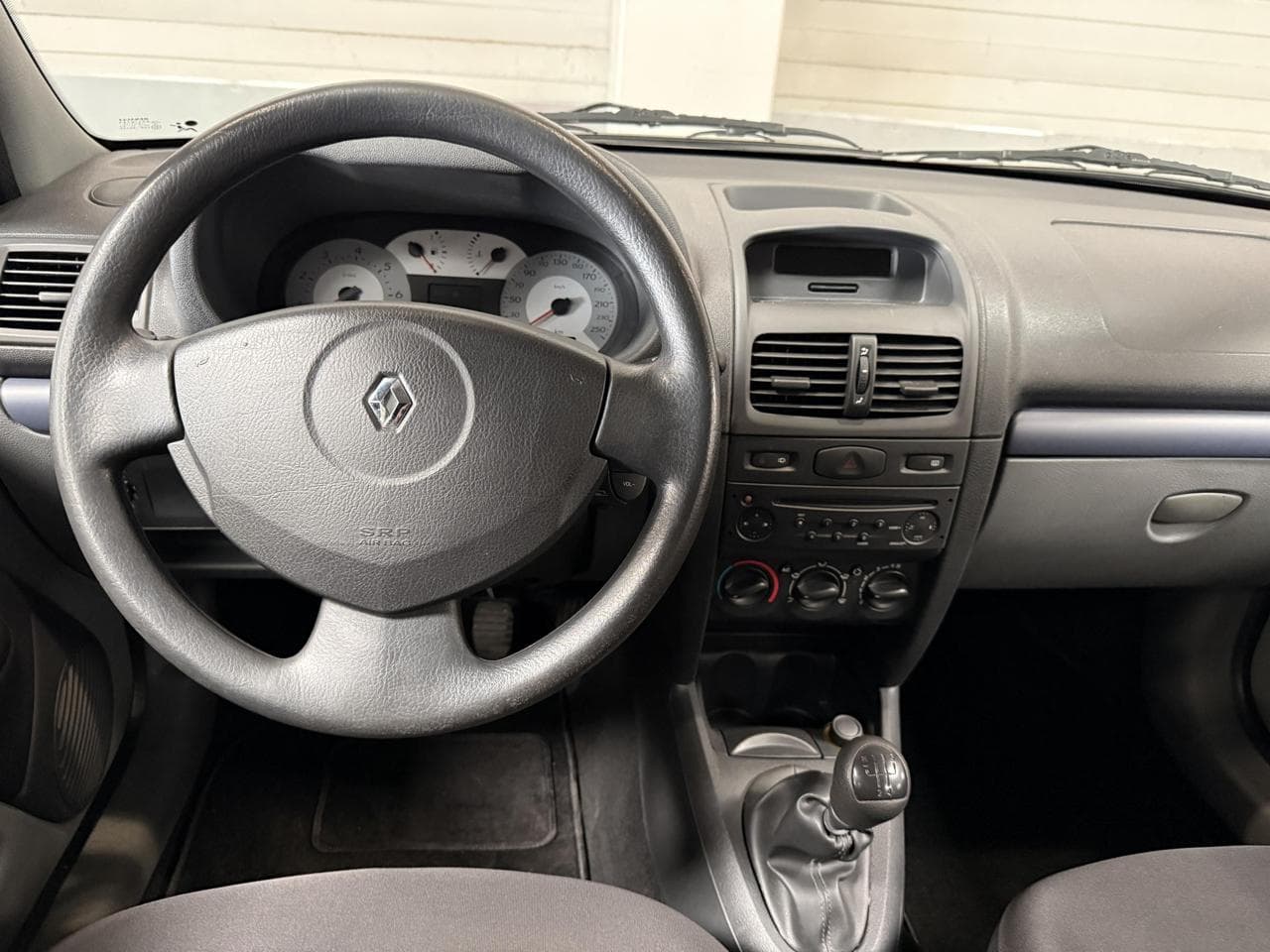 2008 Renault Thalia - 13