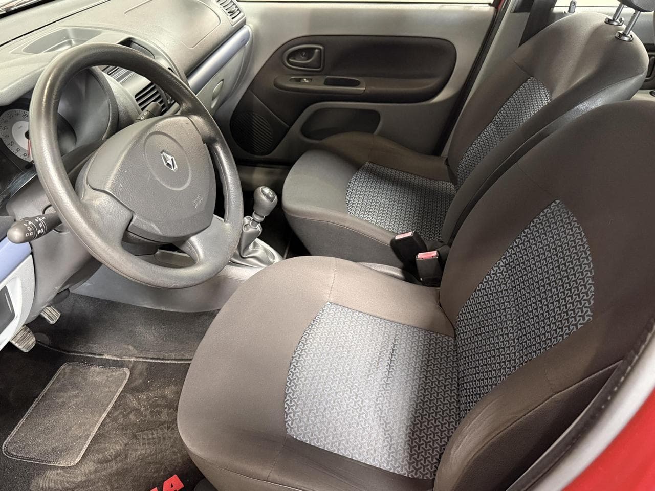 2008 Renault Thalia - 9