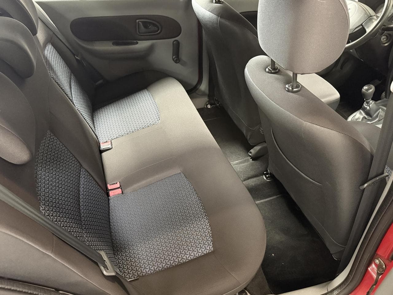 2008 Renault Thalia - 11