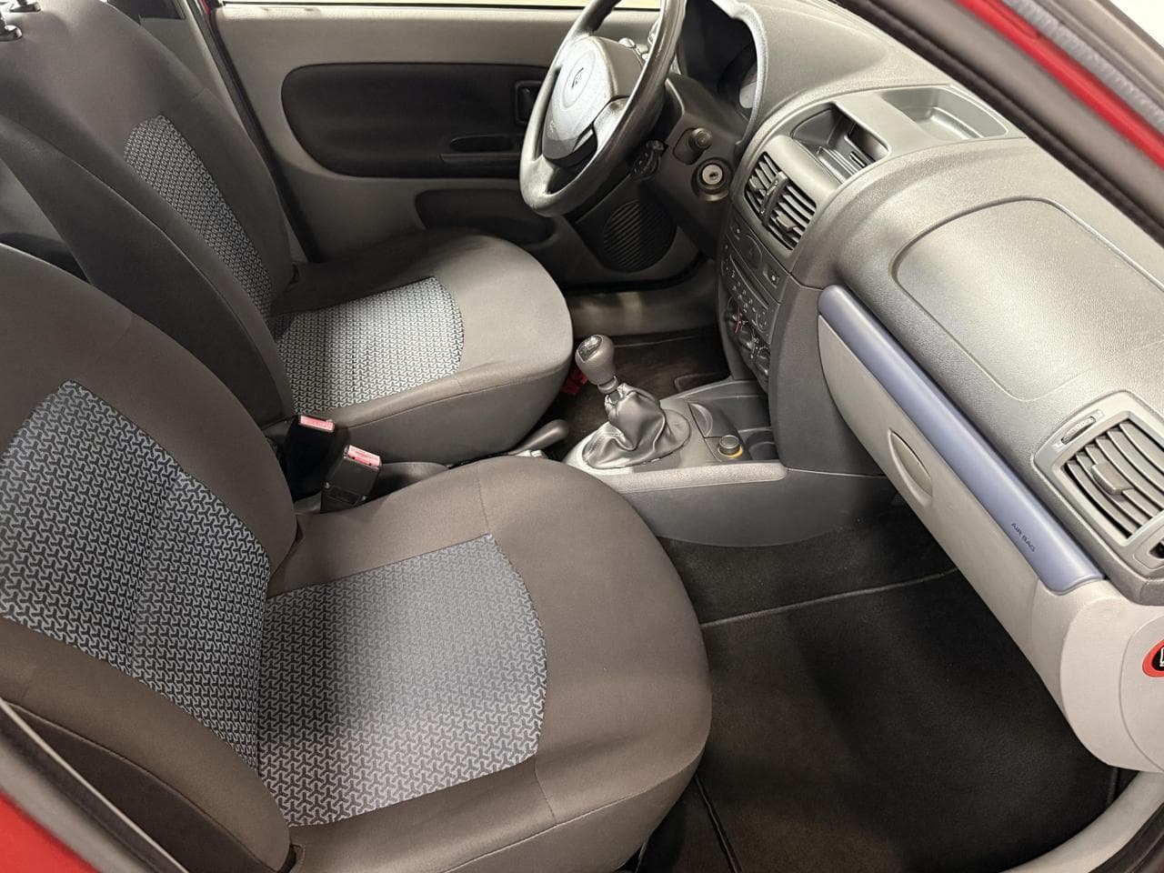 2008 Renault Thalia - 12