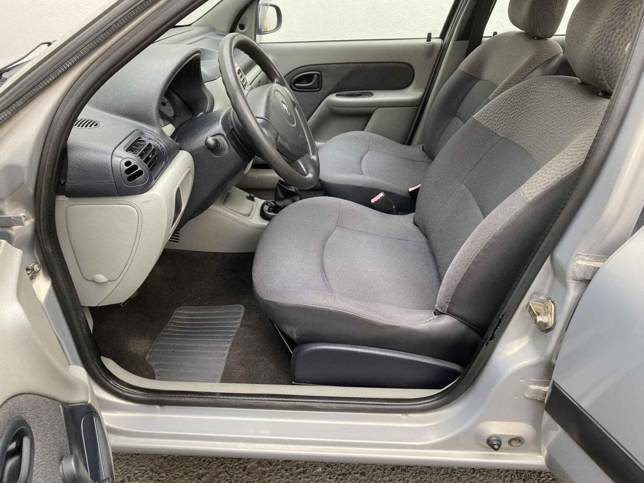 2005 Renault THALIA - 16