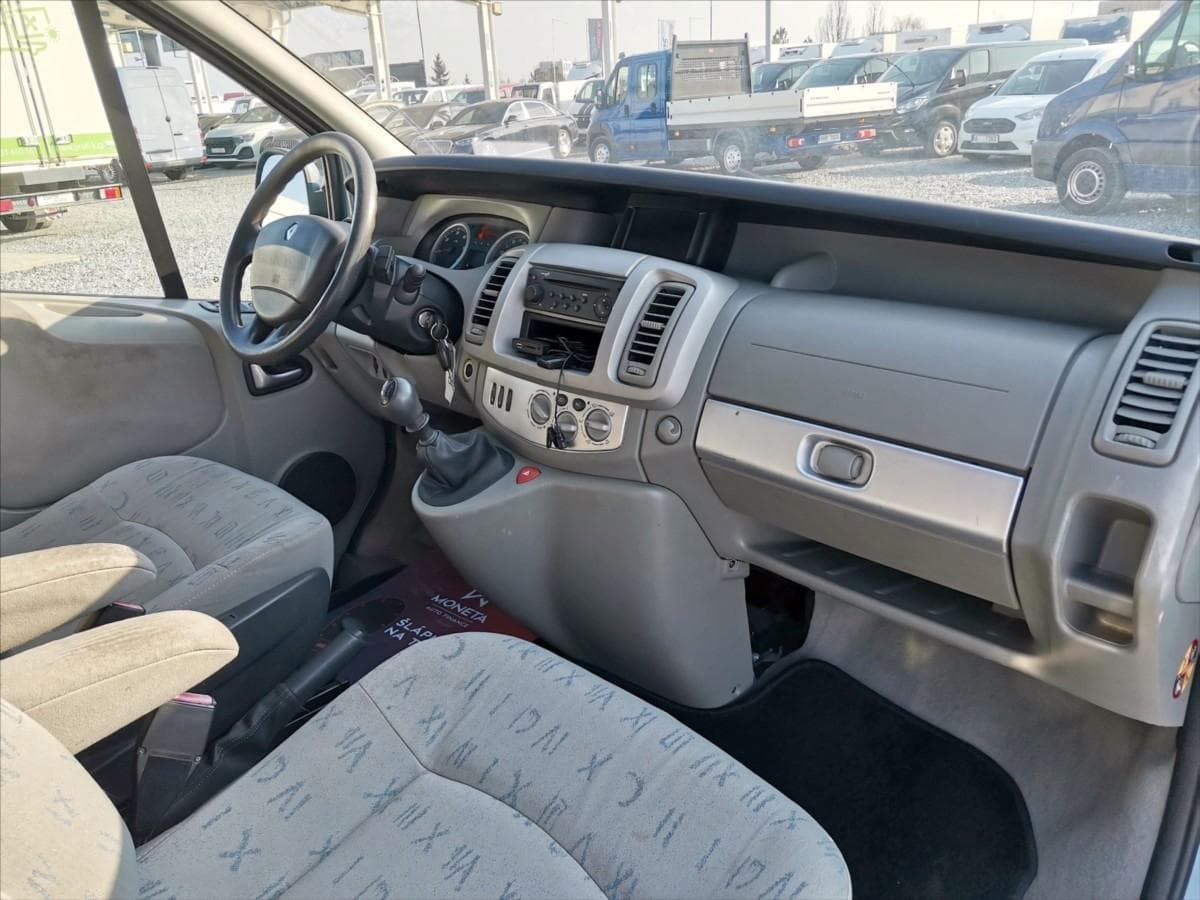 2007 Renault TRAFIC - 8