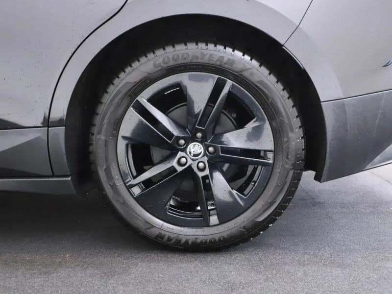 2021 Škoda ENYAQ - 10