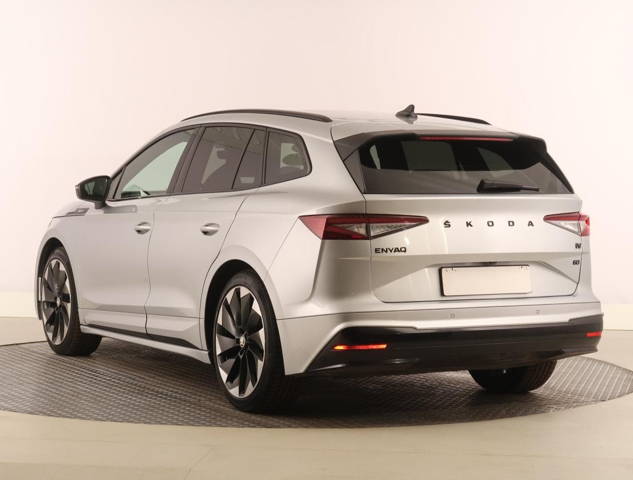 2021 Škoda ENYAQ - 9
