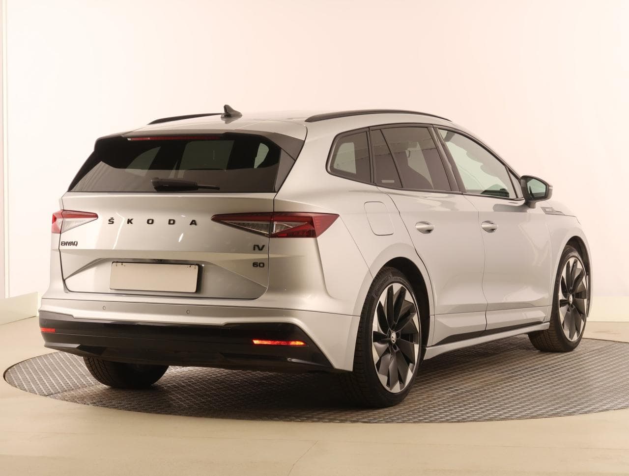 2021 Škoda ENYAQ - 13