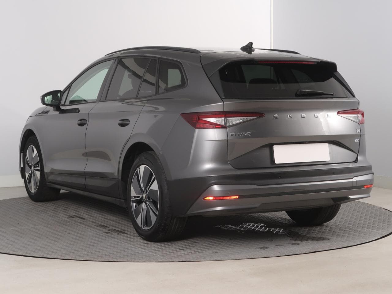 2022 Škoda ENYAQ - 5