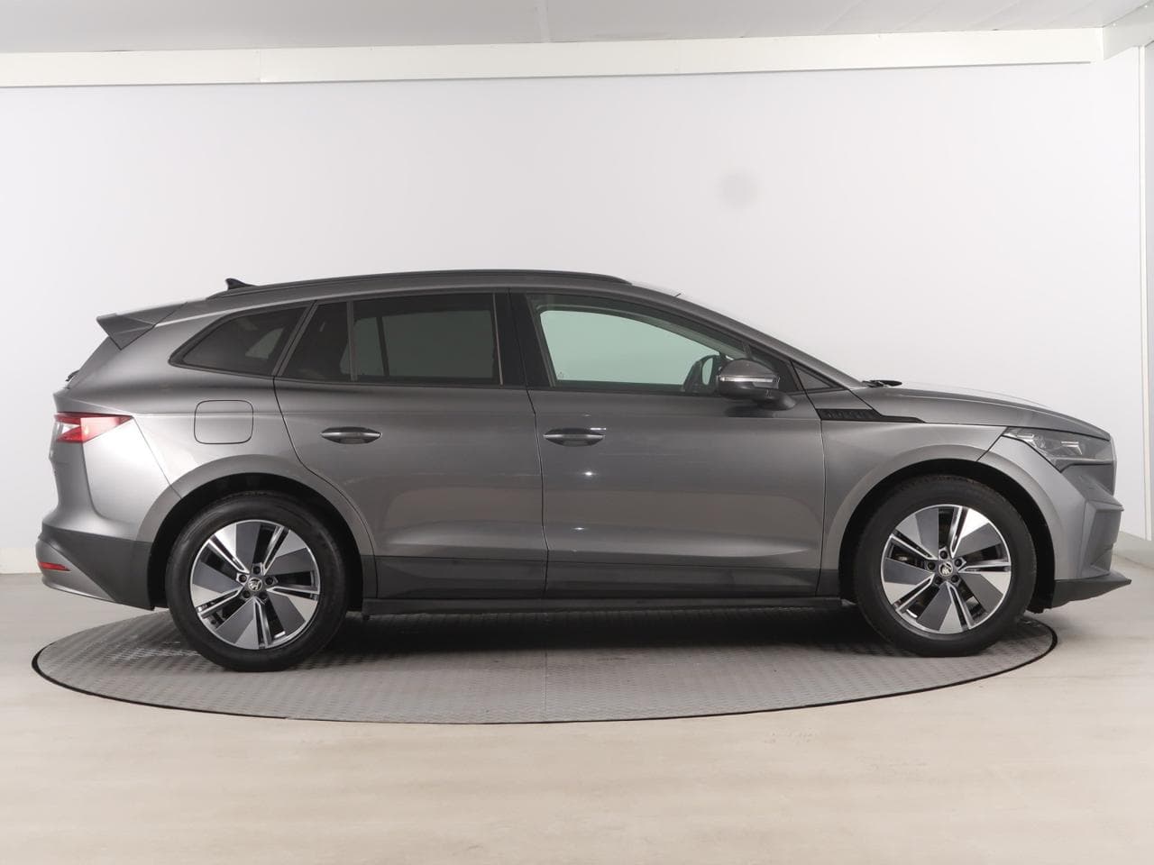2022 Škoda ENYAQ - 8